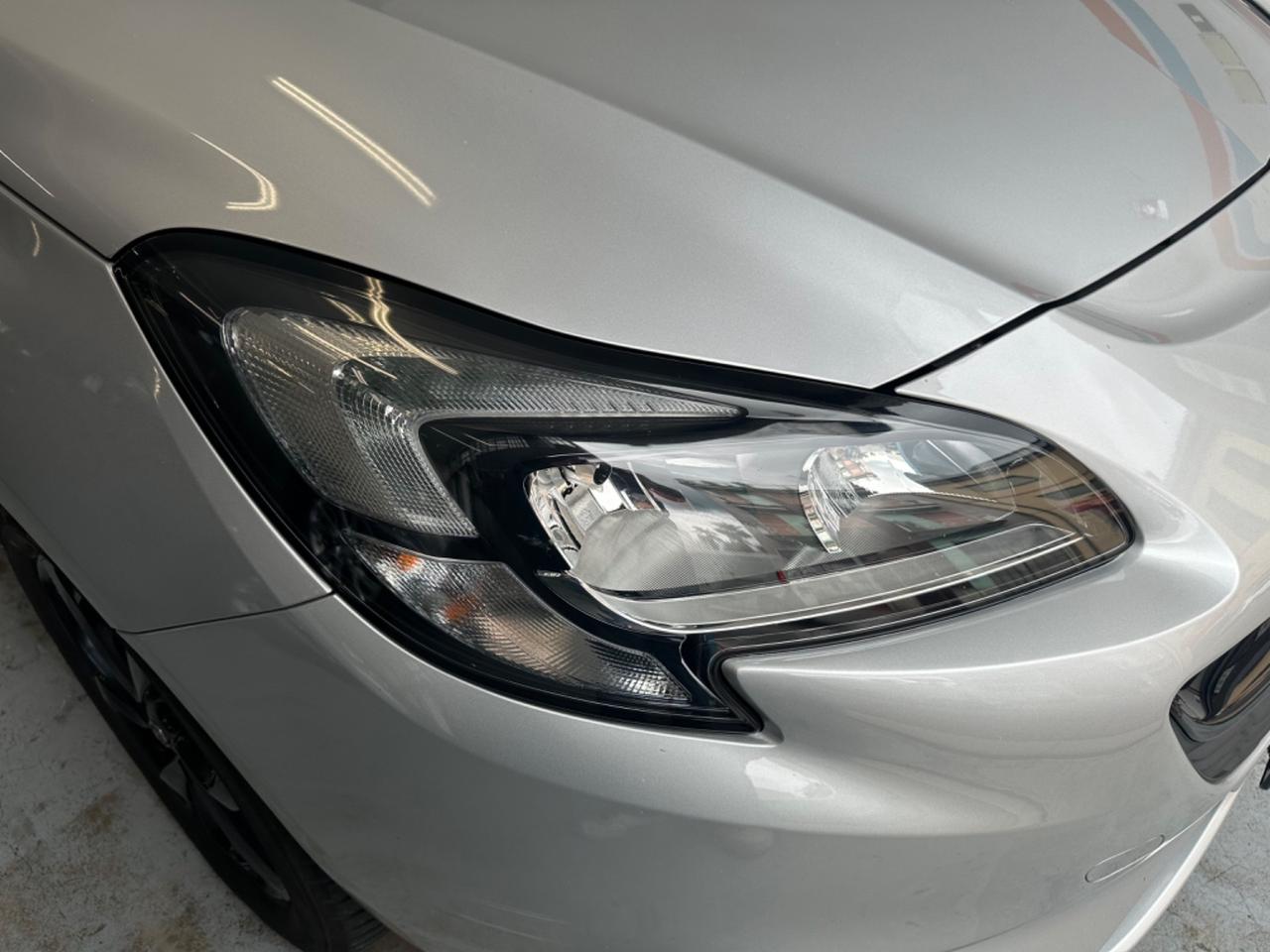 Opel Corsa 1.2 5 porte Black Edition - NO VINCOLO DI FINANZIAMENTO!