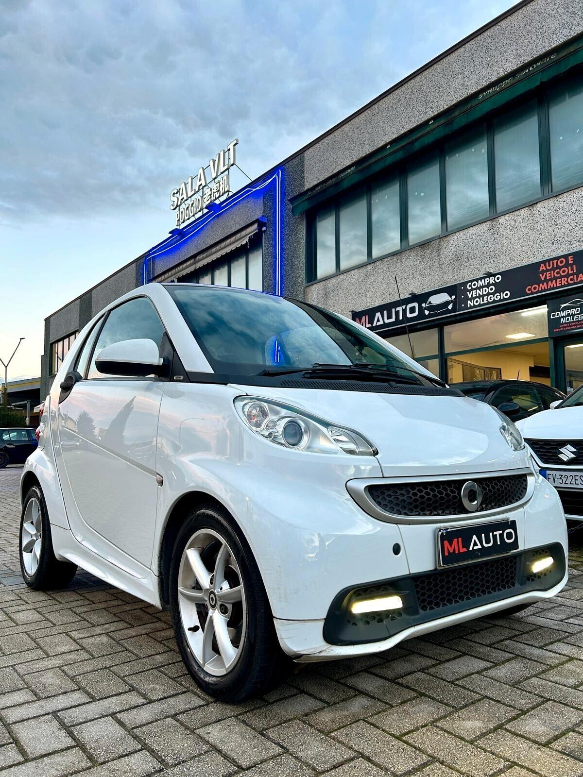 Smart ForTwo 1000 52 kW MHD coupé passion