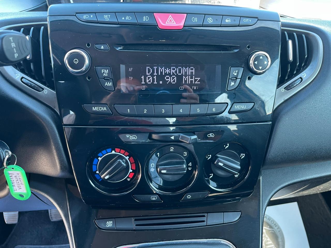 Lancia Ypsilon 1.3 MJT 16V 95 CV 5 porte S&S Gold