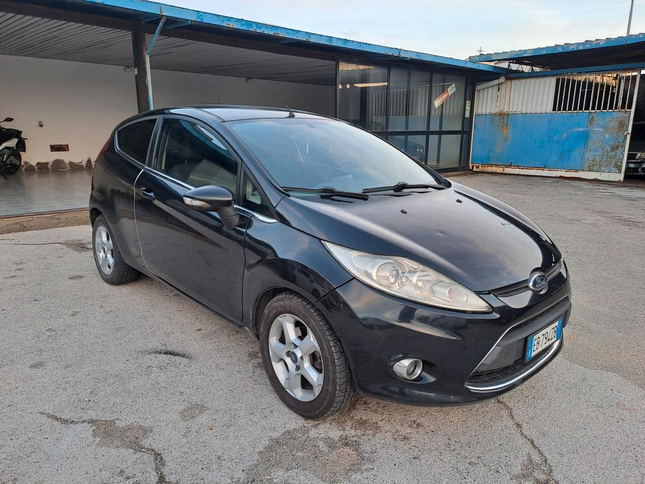Ford Fiesta 1.4 GPL 3 porte Titanium