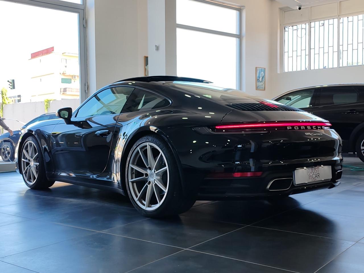Porsche 911 Carrera 2023