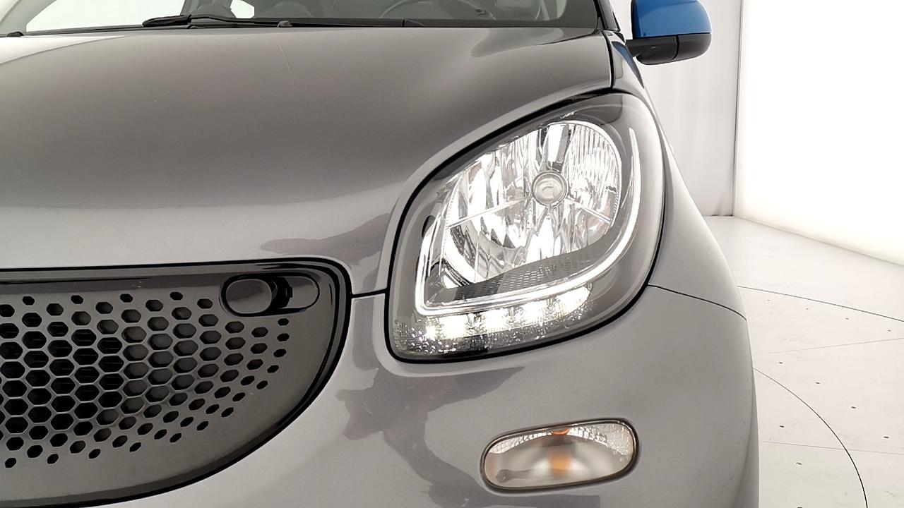 SMART Forfour II 2015 - Forfour eq Passion my19