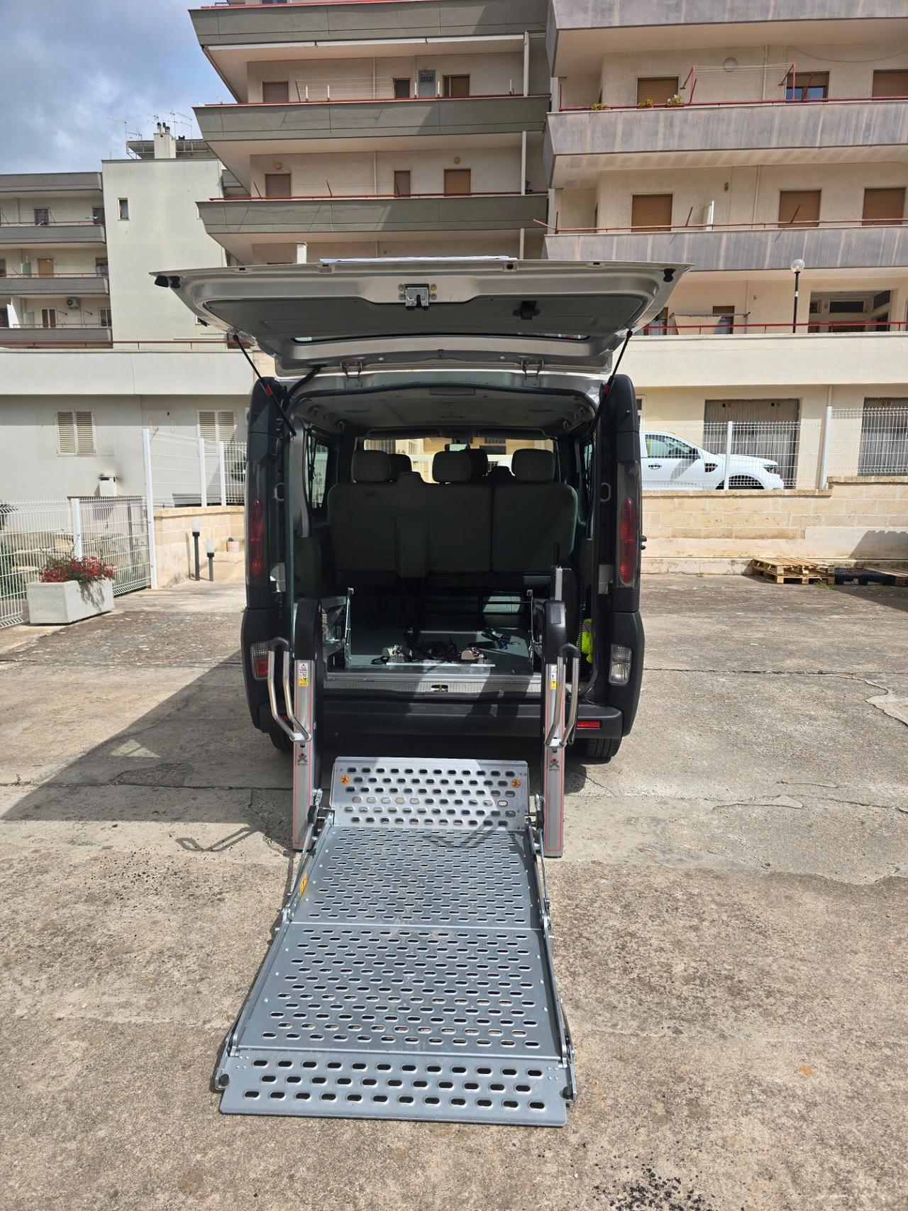 Nissan Primastar C29 1.9 dCi/100 PL Combi L