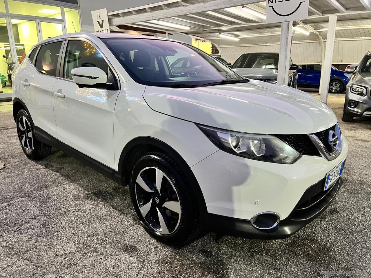 NISSAN Qashqai 1.5 dCi N-Vision