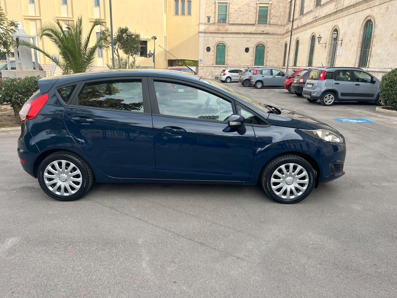 Ford Fiesta 1.2 60CV 5 porte UsatoSicuro