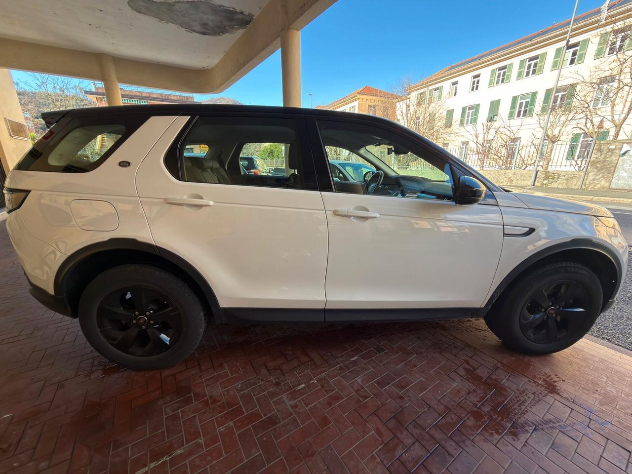 Land Rover Discovery Sport 2020 2.0 i4 mhev R-Dynamic HSE