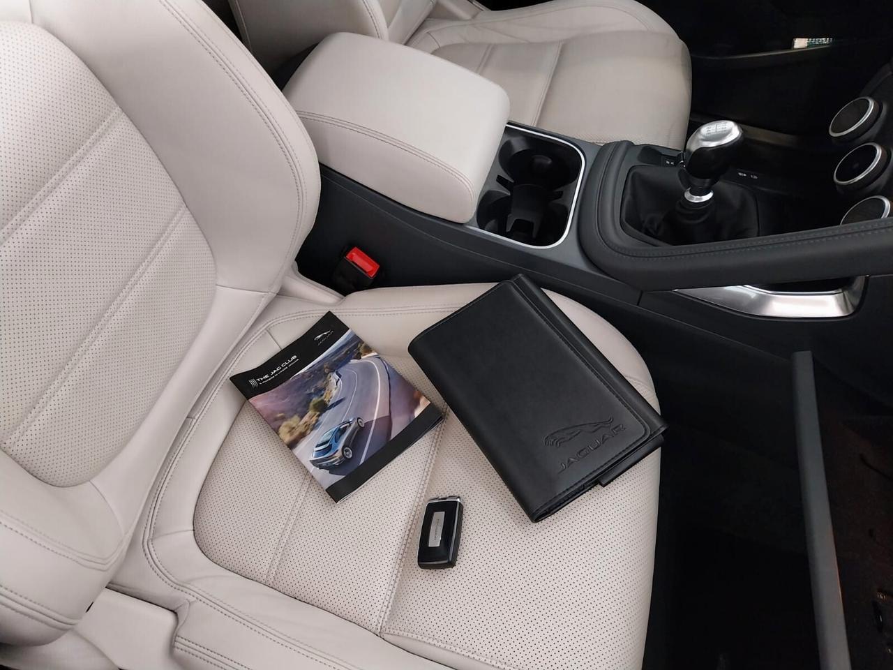 Jaguar E-Pace 2.0D 150CV R-Dynamic 2018