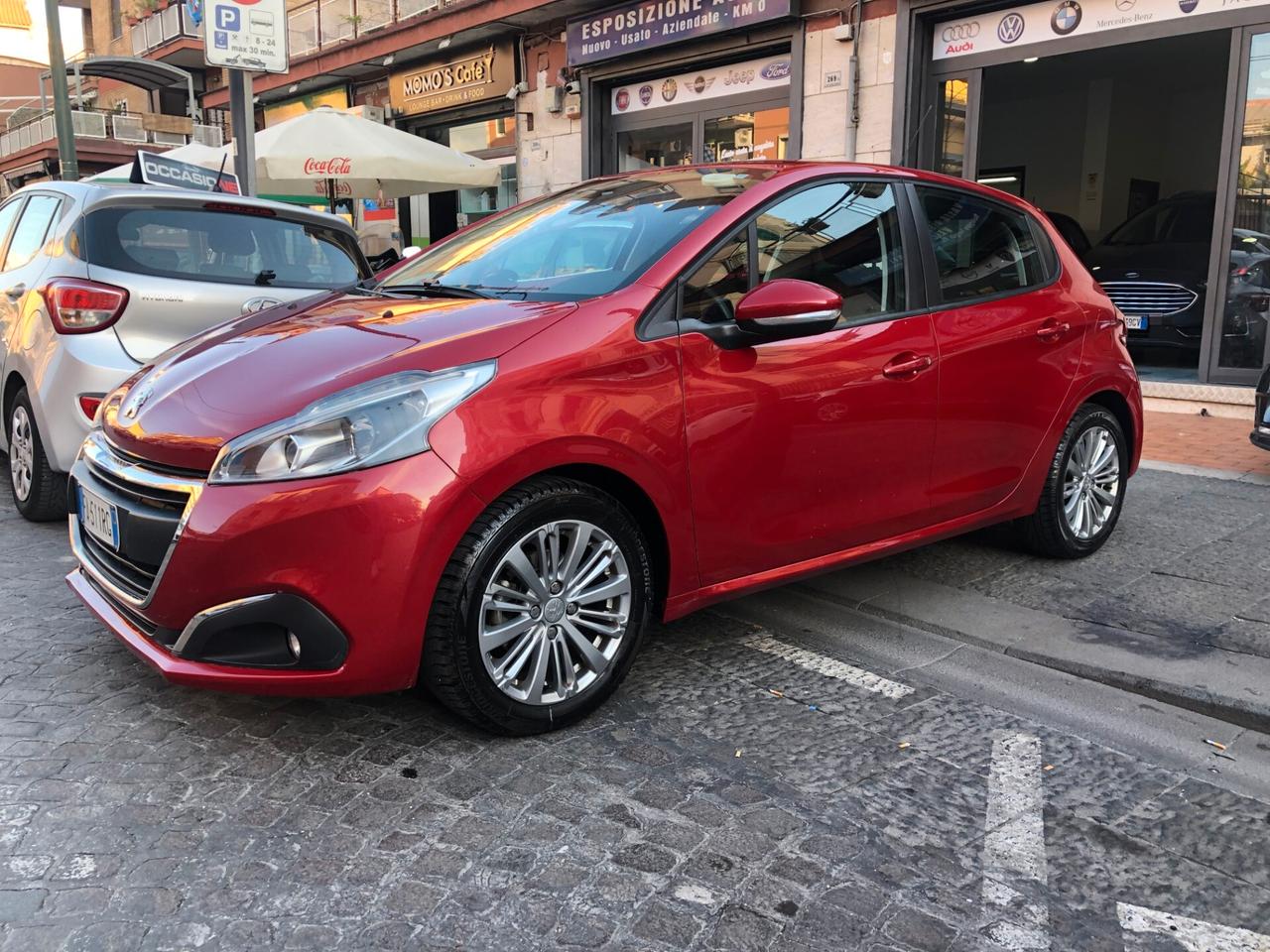 Peugeot 208 PureTech 82 5 porte Allure