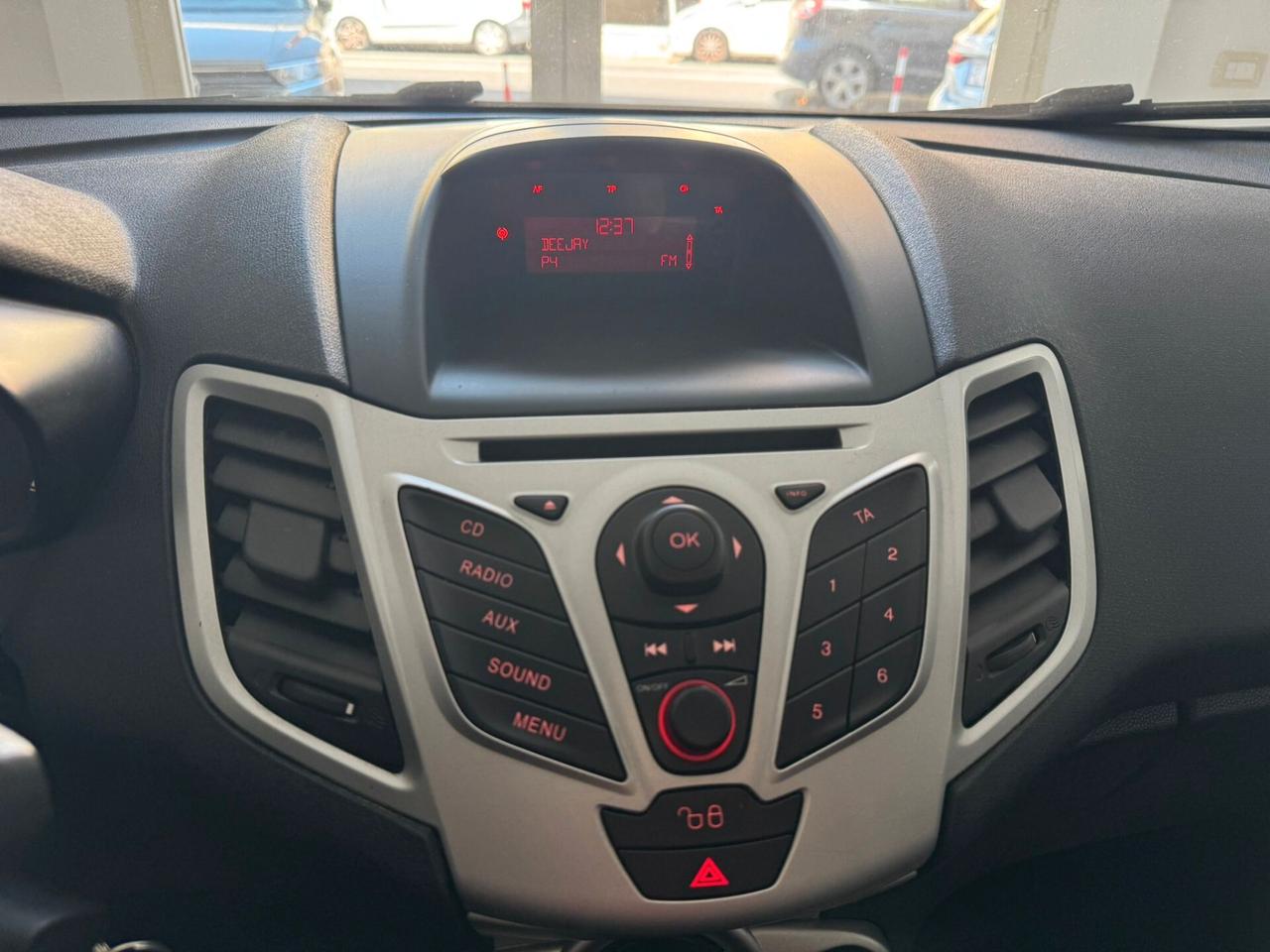 Ford Fiesta / 1.4 TDCi 70CV / 5 porte / Diesel /