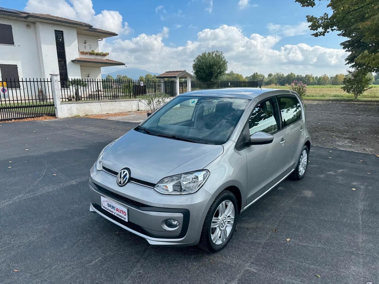 Volkswagen up! Adatta a neopatentati cambio automatico