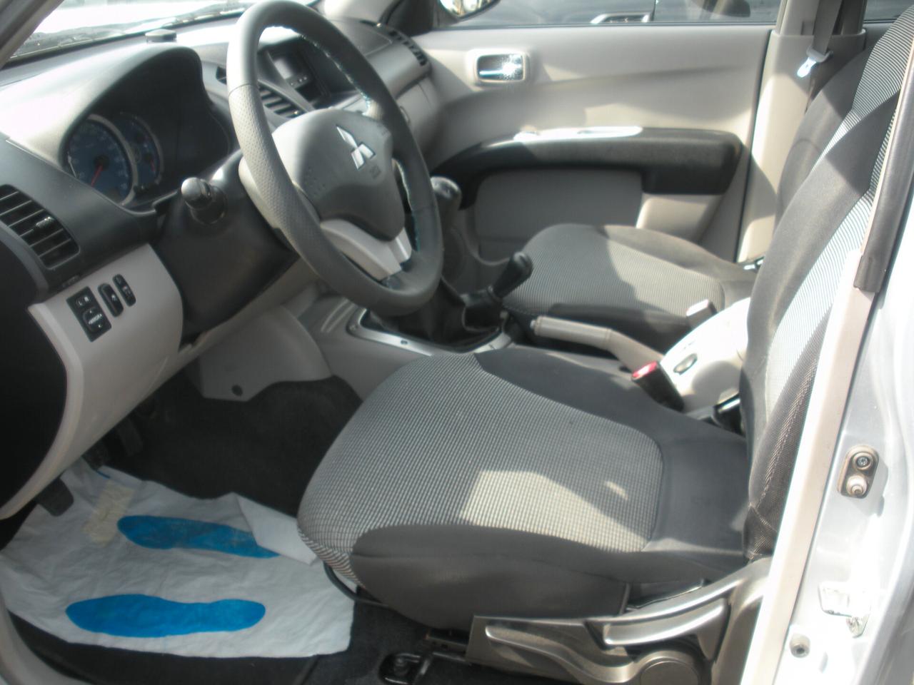 Mitsubishi L200 2.5 DI-D/136CV Double Cab Intense ''SEA''