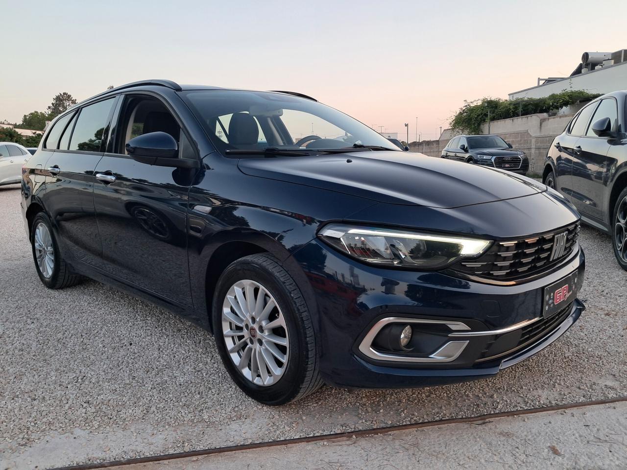 Fiat Tipo 1.6Mtj 120cv-Lounge*NAVI*LED*VIRTUAL