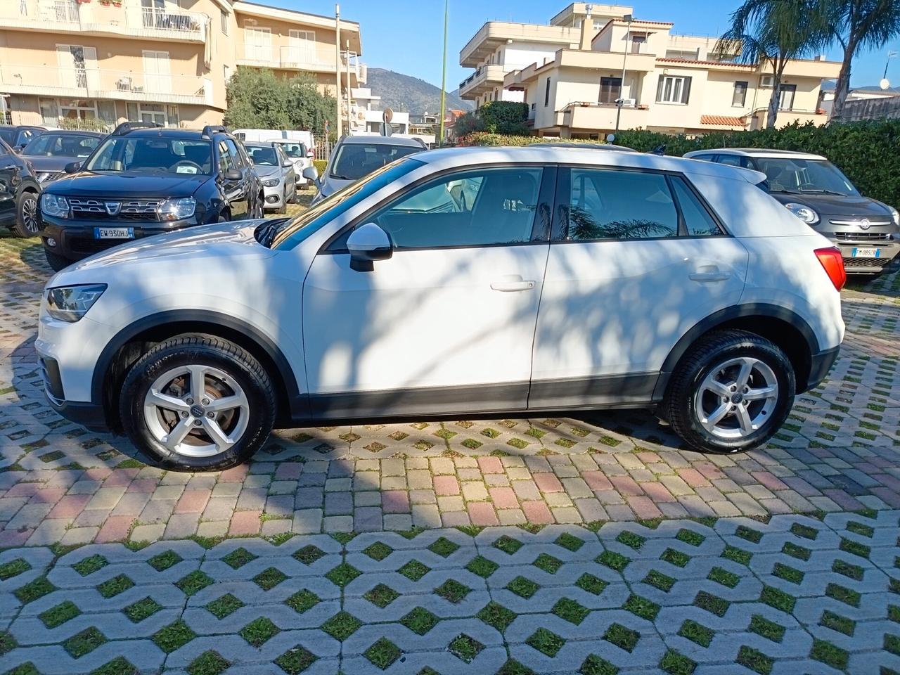 Audi Q2 30 TDI S tronic Business