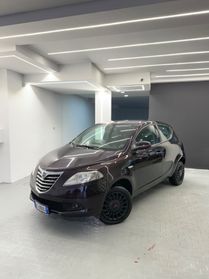 Lancia Ypsilon 0.9 TwinAir 85 CV 5 porte Metano Ecochic Elefantino