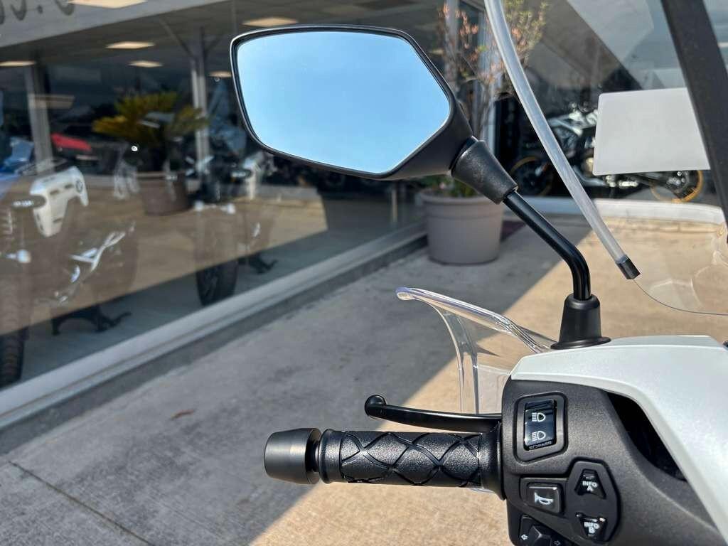 Honda SH 350 2026 / SOLO 1.000 KM Tua a solo 59 Euro al mese
