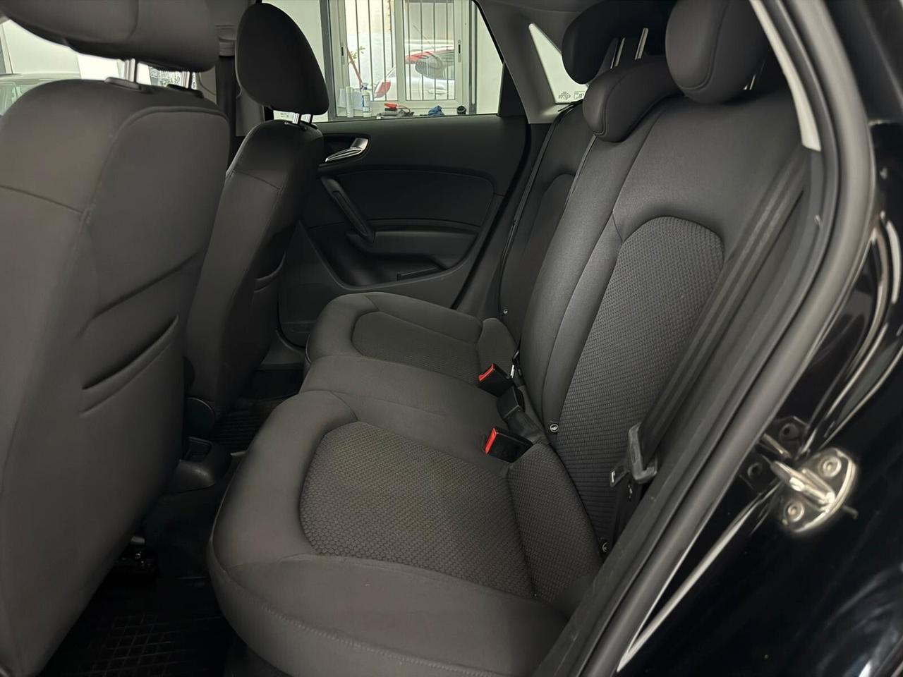 Audi A1 SPB 1.6 TDI 90CV S-LINE