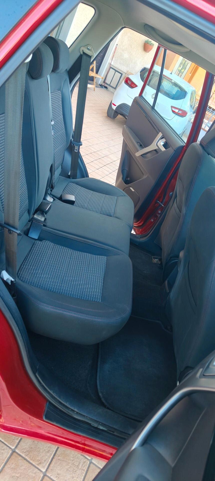 Evo 5 porte posti