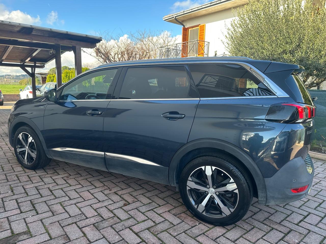 Peugeot 5008 BlueHDi 130 S&S EAT8 GT Line Mix