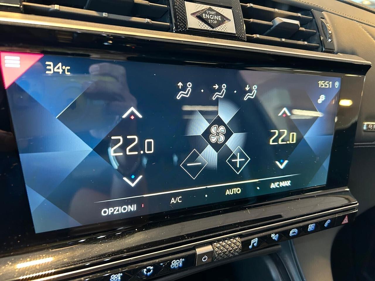 Ds DS 7 Crossback GRAND CHIC BlueHDi 130 aut. RIVOLI SPOTICAR