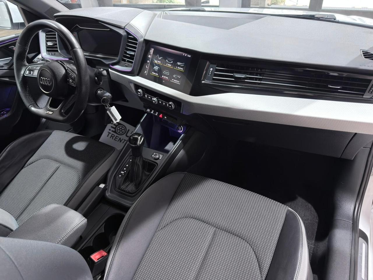 AUDI A1 SPB 40 2.0tfsi 200cv S-LINE S-TRONIC