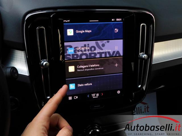 VOLVO XC40 B3 2.000 MHEV 163CV CORE AUTOMATICA NAVIGATORE