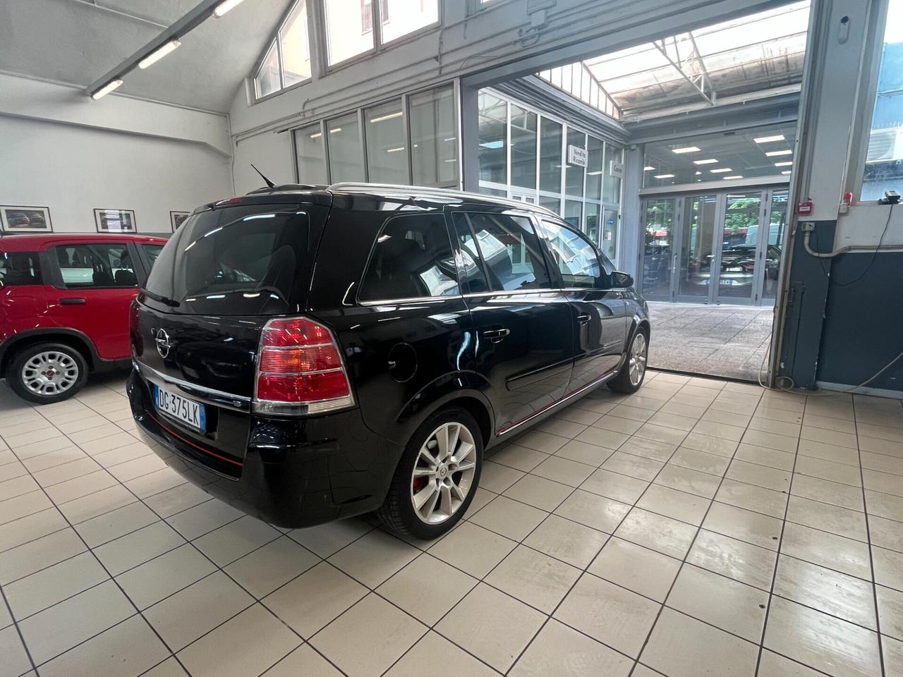 Opel Zafira 1.6 16V Twinport Club 7 POSTI