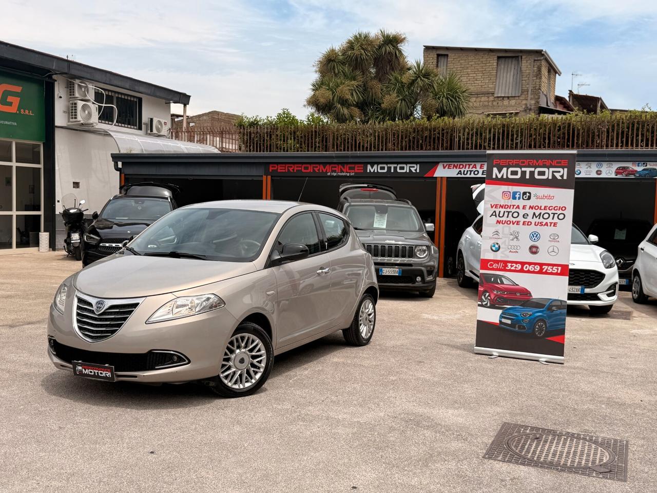 Lancia Ypsilon 1.2 69 CV 5 porte S&S Gold