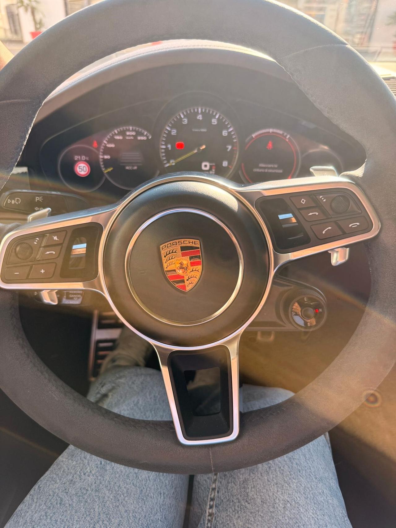 Porsche Cayenne Coupé 3.0 V6 E-Hybrid