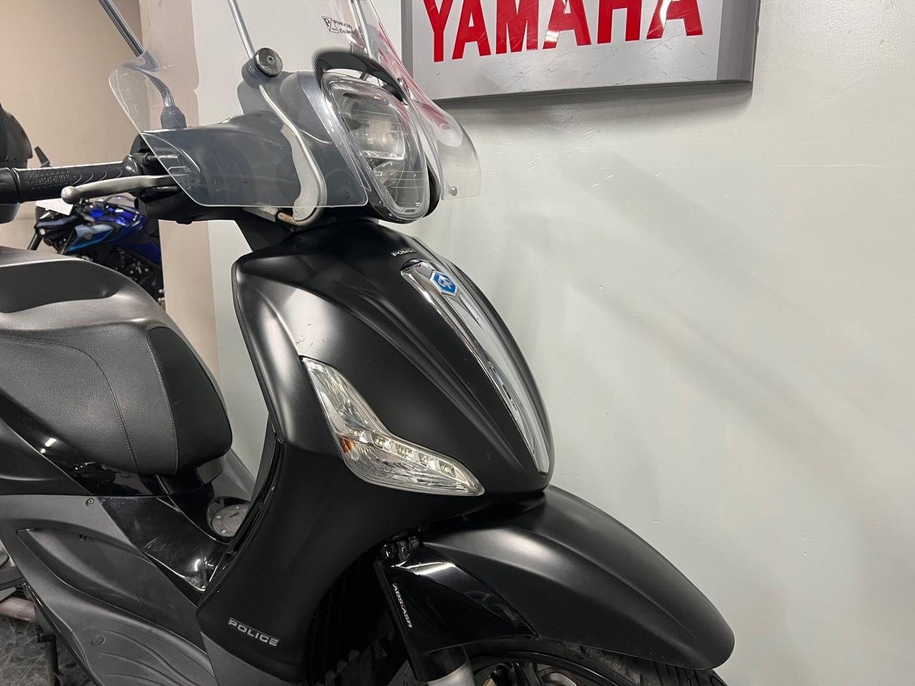 Piaggio Beverly 350 Police