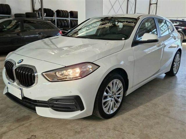 BMW 116 d 5p. Business Advantage