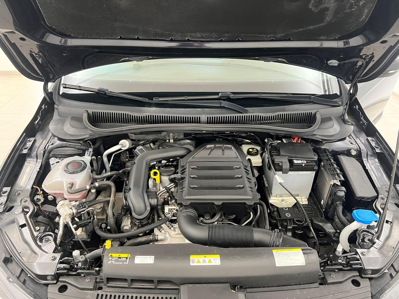 VOLKSWAGEN Polo VI 2022 Polo 1.0 tgi 90cv