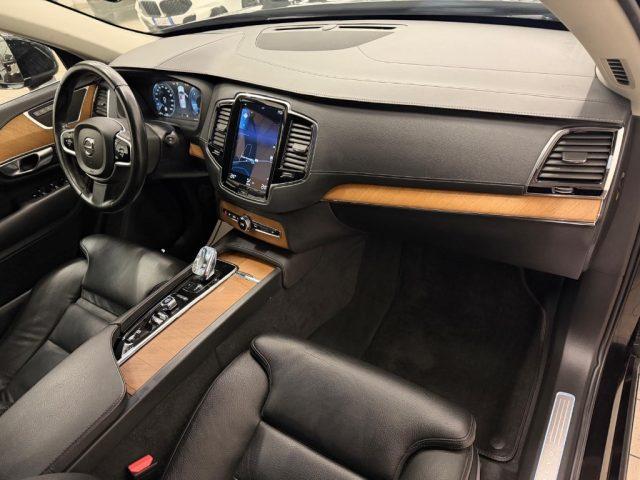 VOLVO XC90 B5 (d) AWD Geartronic Momentum//SERVICE VOLVO//