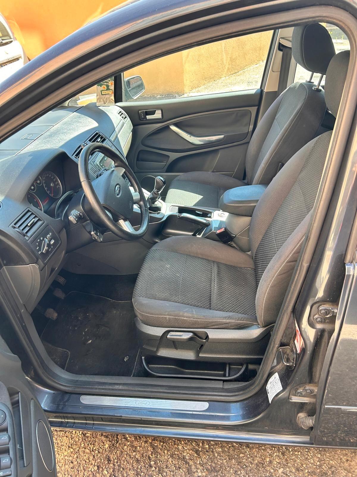 Ford C-Max Focus 1.6 TDCi (90CV) Titanium