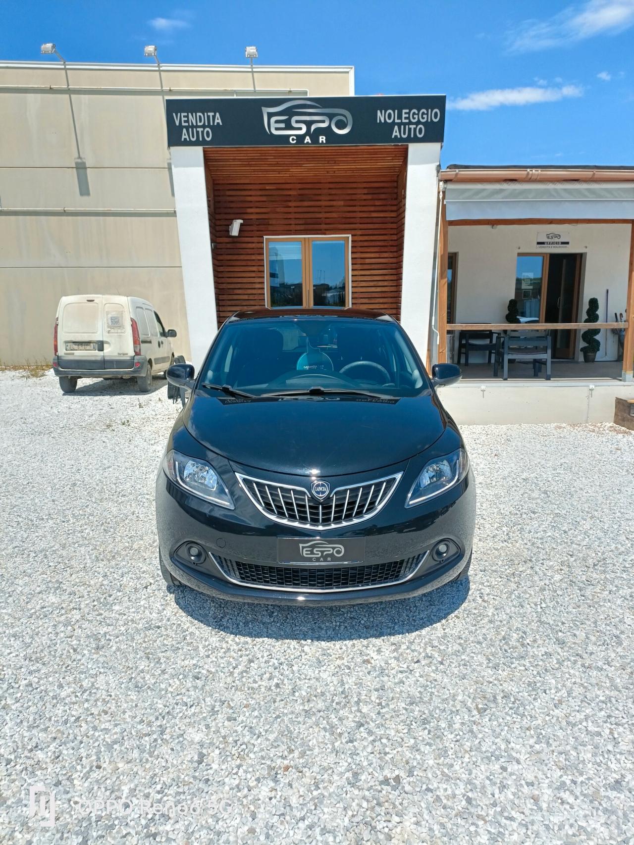 Lancia Ypsilon 1.0 FireFly 5 porte S&S Hybrid Ecochic Gold