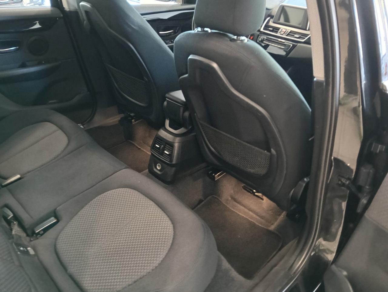 Bmw 216 218d Active Tourer Advantage