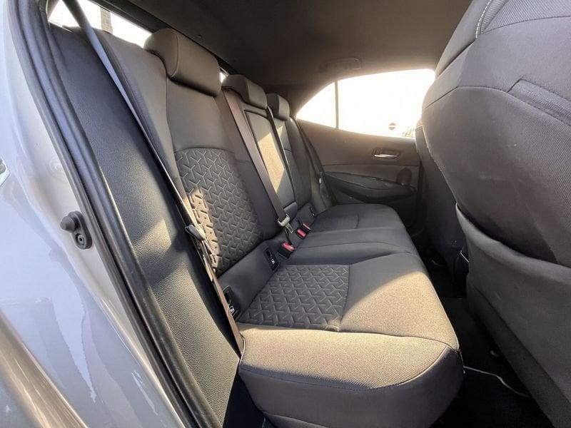 Toyota Corolla 1.8 Hybrid Style