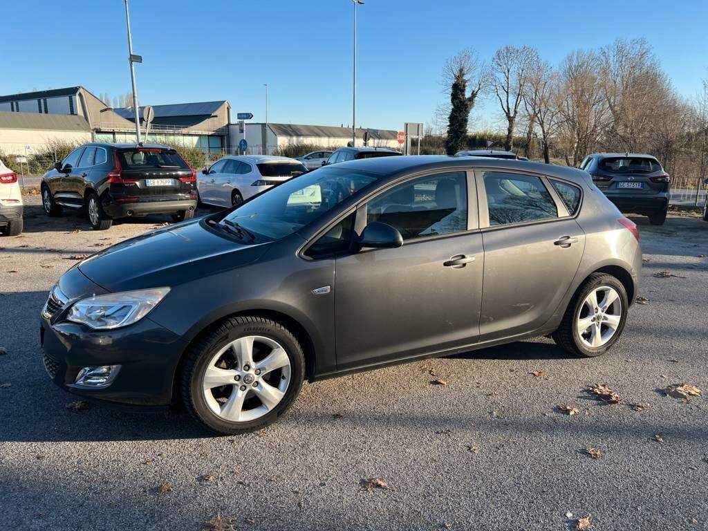 Opel Astra 1.7 CDTI 110CV 5 porte Elective