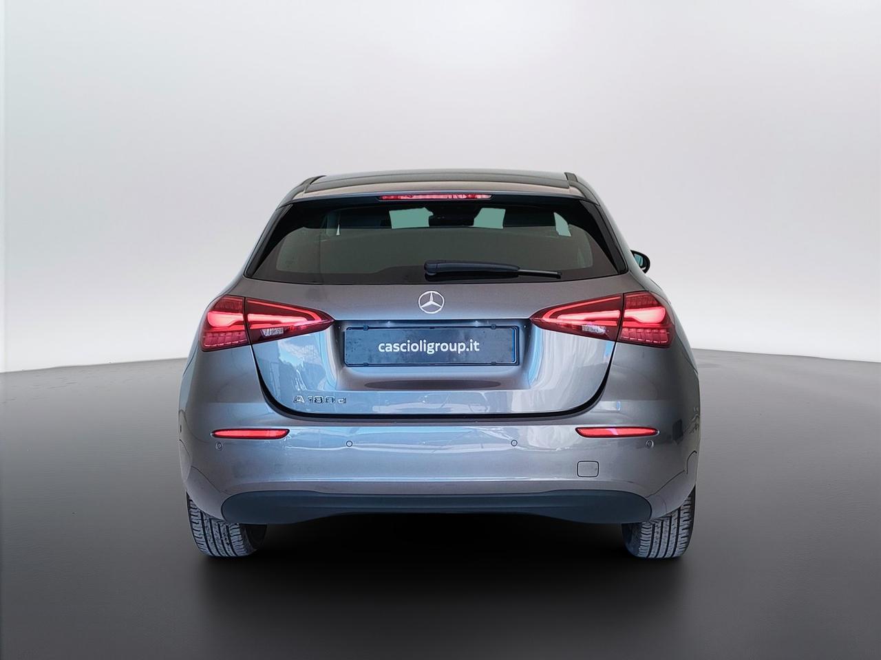 Mercedes-Benz Classe A - W177 2023 - A 180 d Advanced auto