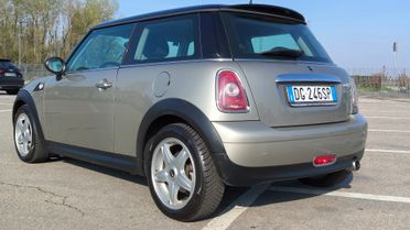 Mini 1.6 16V Cooper Chili