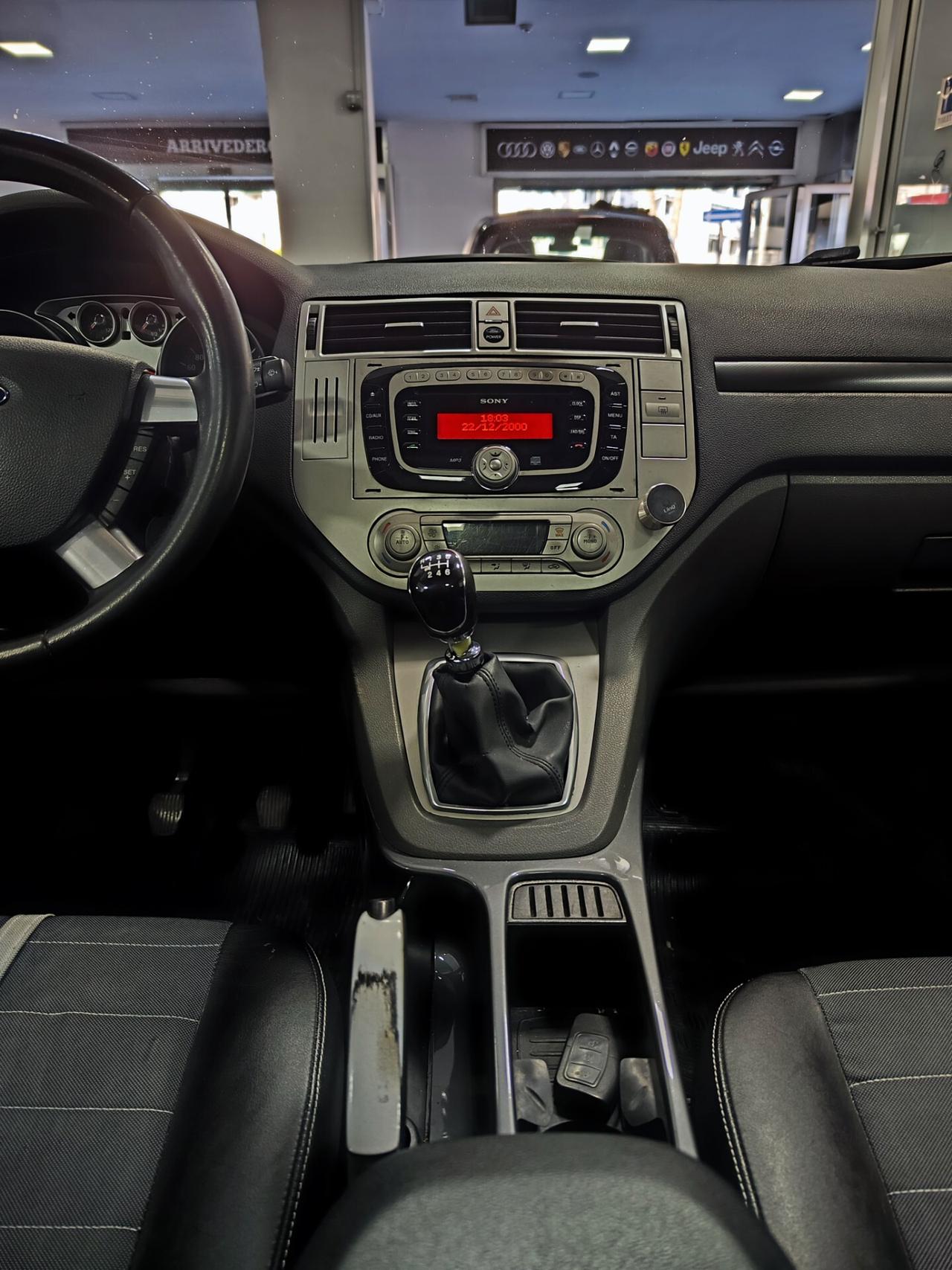 Ford Kuga 2.0 TDCi 136 CV 4WD Titanium TETTO