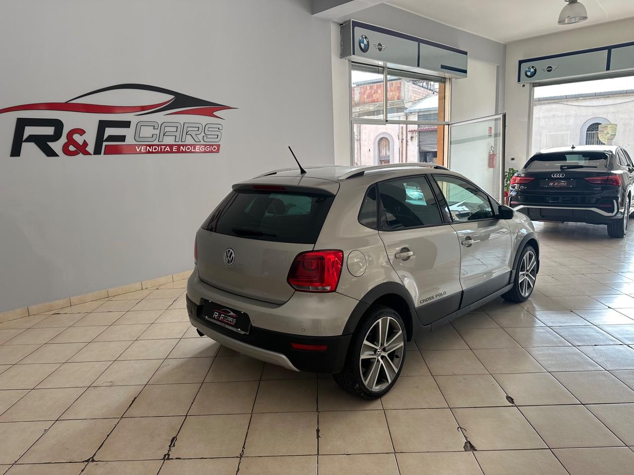 Volkswagen Polo 1.6 TDI 90CV DPF 5 porte Cross