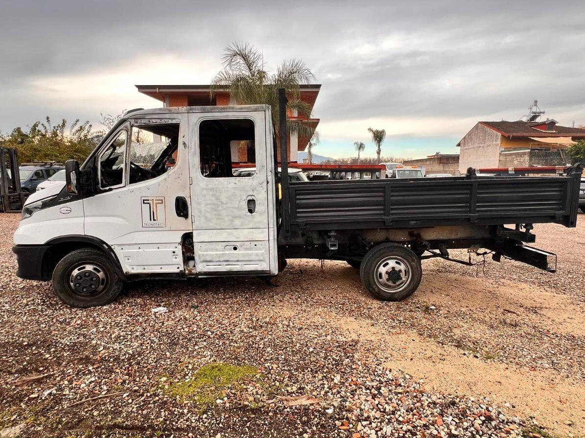Iveco Daily 35C16D BTor 2.3 HPT PL-DC-RG Cabinato
