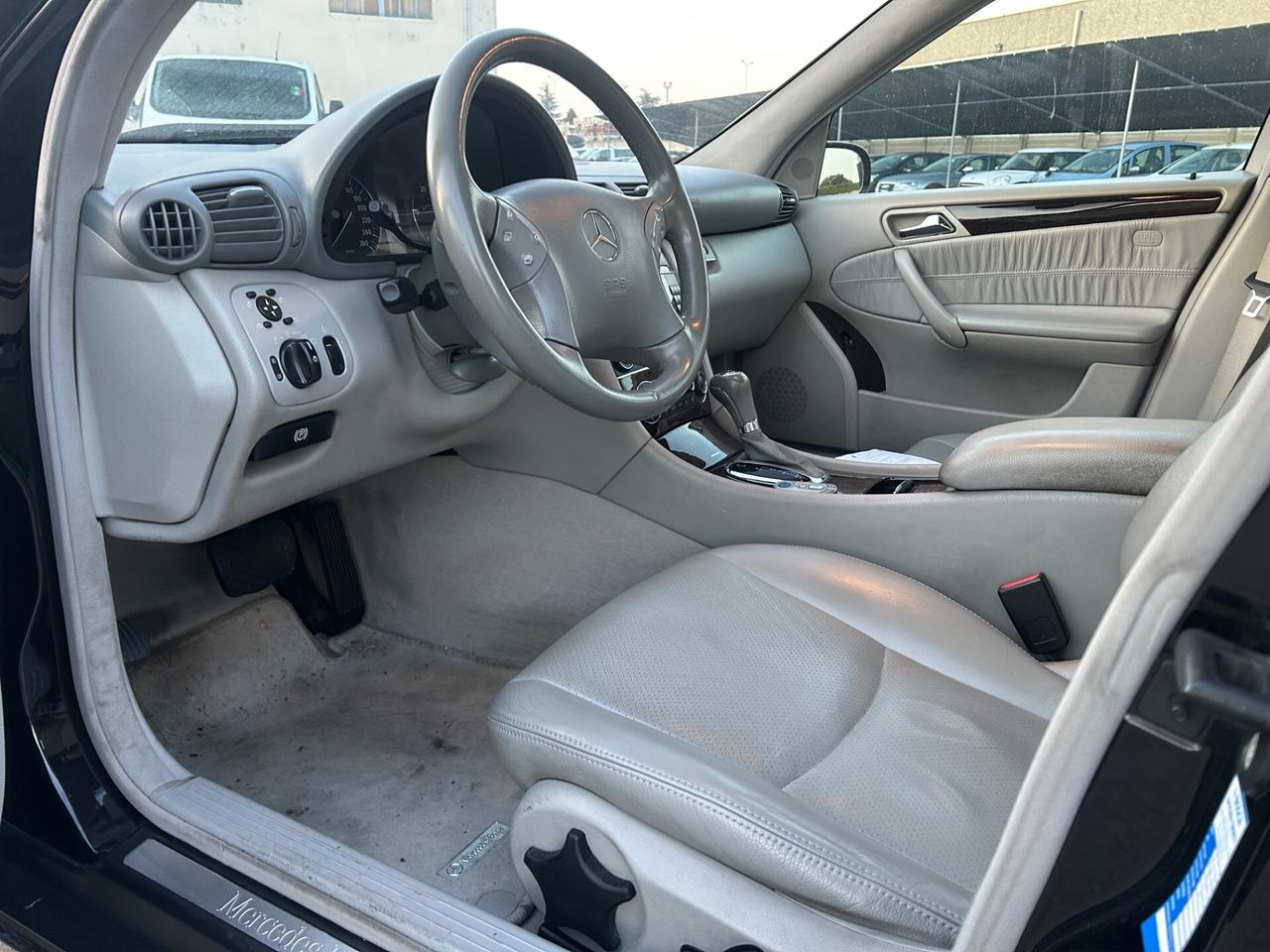 Mercedes-benz C 220 CDI cat Elegance