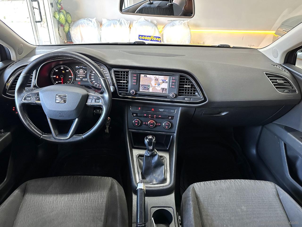 SEAT Leon 1.6 TDI 105 CV ST S/S BUSINESS