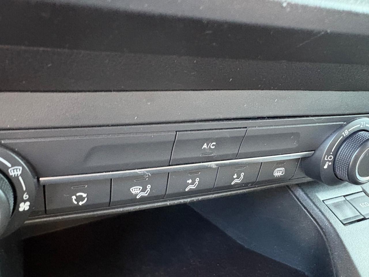 Citroen Berlingo M CLUB BlueHDi 130 EAT8 Van SPOTICAR