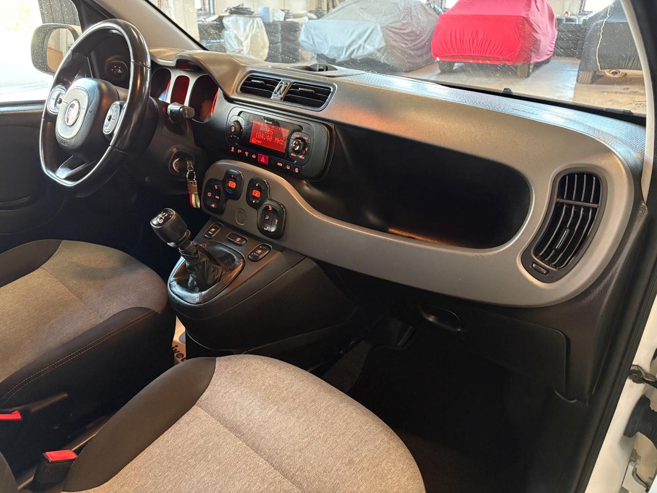 Fiat Panda 1.2 Lounge 5 POSTI Cinghia & Frizione Nuove