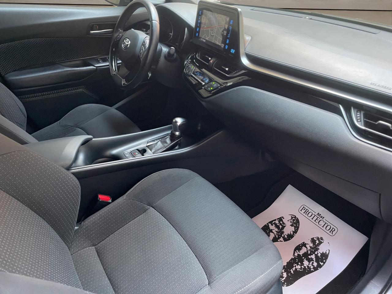 Toyota C-HR UNICO PROPRIETARIO - SERVICE CASA MADRE