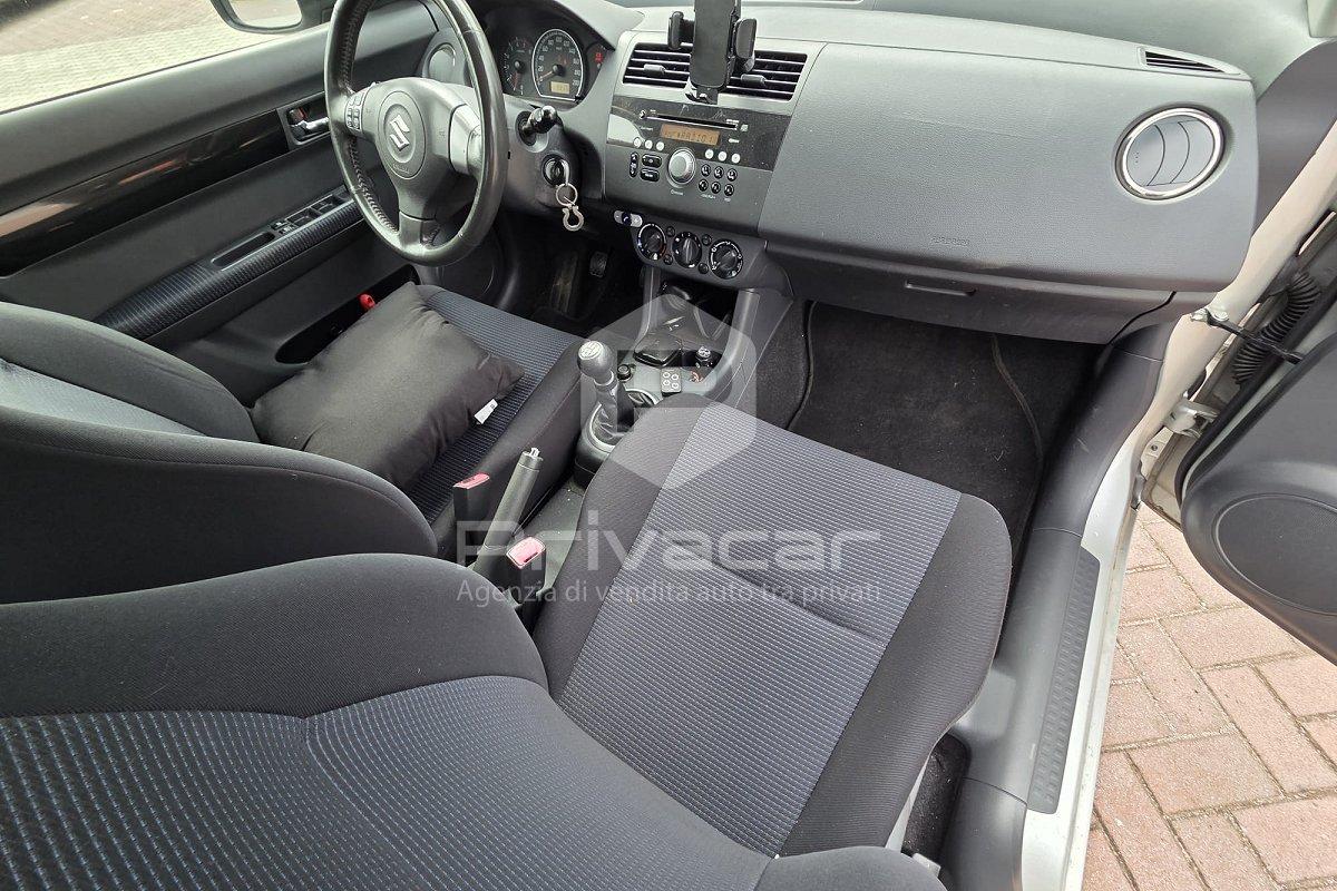 SUZUKI Swift 1.3 4x4 5p. GL