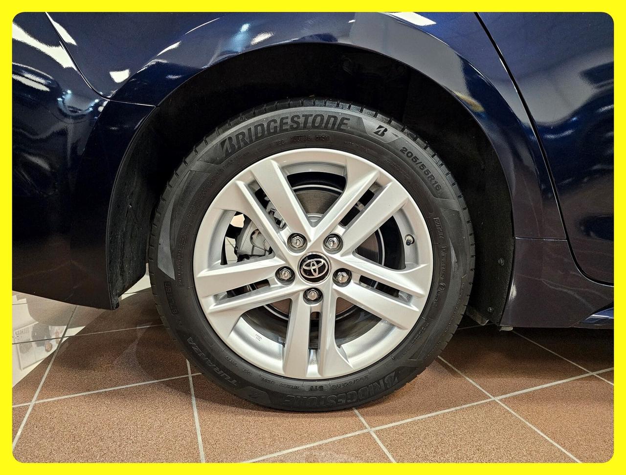 Toyota New Corolla TS 1.8 Hybrid 122CV CVT Business Garanzia