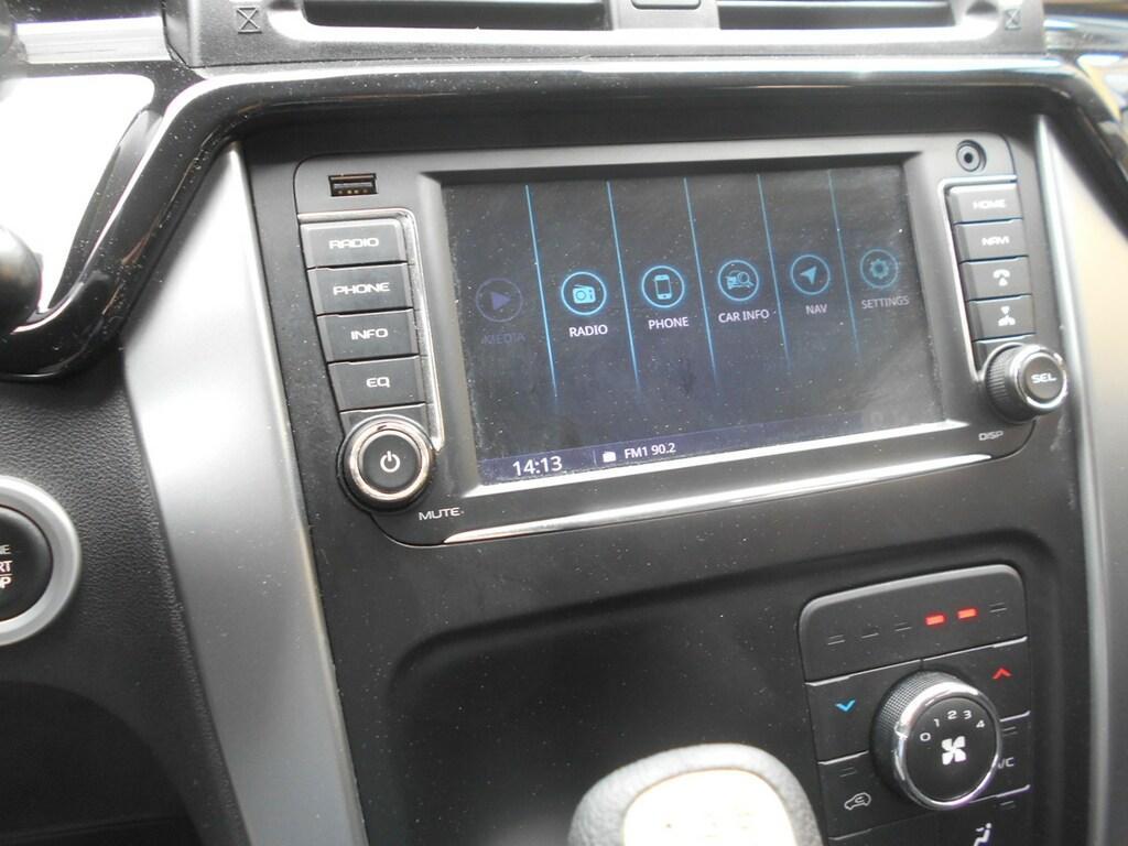 Mahindra KUV100 1.2 K8 FWD